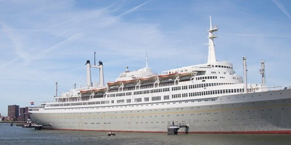Yacht and cruise